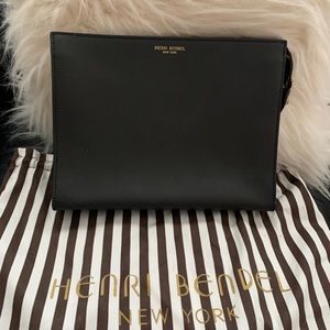 Henri Bendel West 57th Cosmetic Clutch Makeup Bag